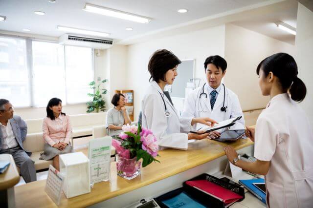 三重県の病院数や看護師が多い地区は？